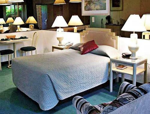 Spacious Vacation Club Condos Ideally Located