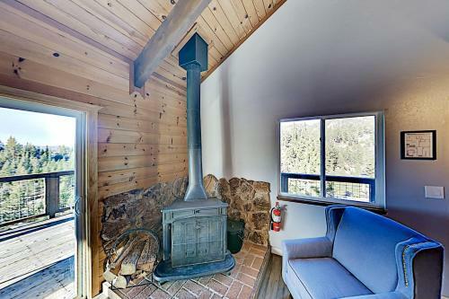 Apartamento Mountain & Lake-view Hideaway With Alfresco Dining Duplex