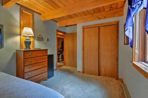 Cozy White Mountain Home - 5 Mins To Attitash Mtn!