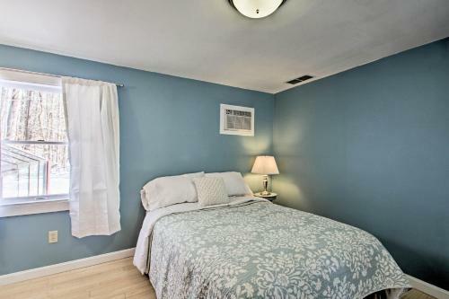 North Conway Home With Sunroom-near Saco River!