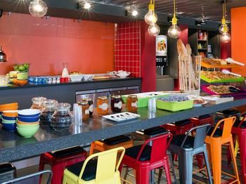 Hotel Kyriad Lyon Perrache Confluence