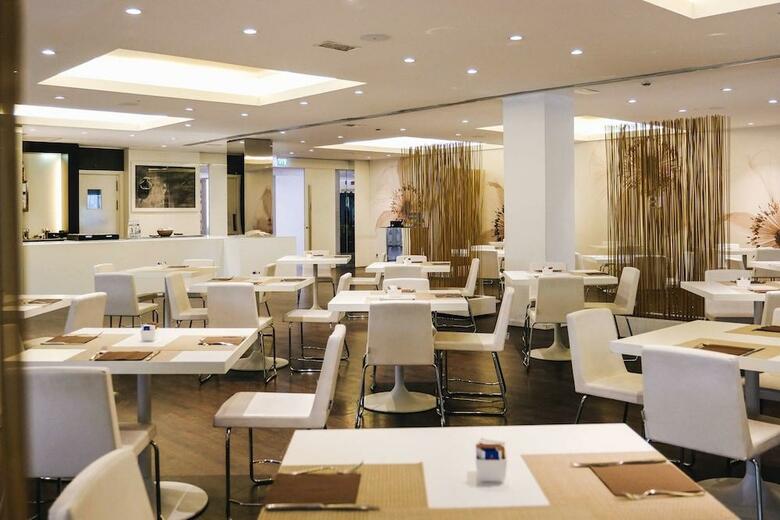 Hotel B4 Bologna Tower