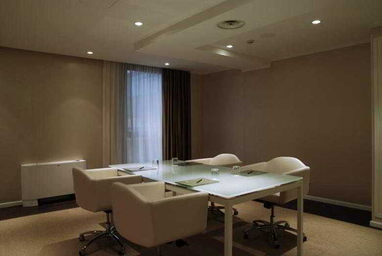 Hotel B4 Bologna Tower