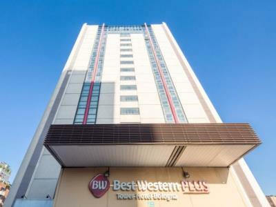 Hotel B4 Bologna Tower