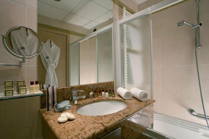 Hotel Tritone