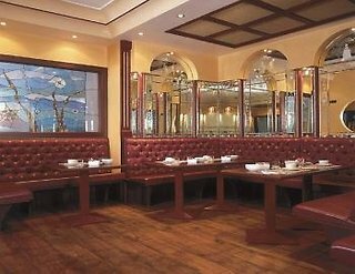 Hotel Tritone