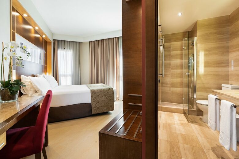 Hotel Exe Le�n