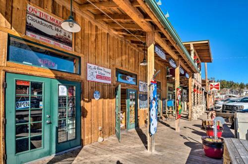 Pet-friendly Cloudcroft Cabin Walk To Shops And Food!