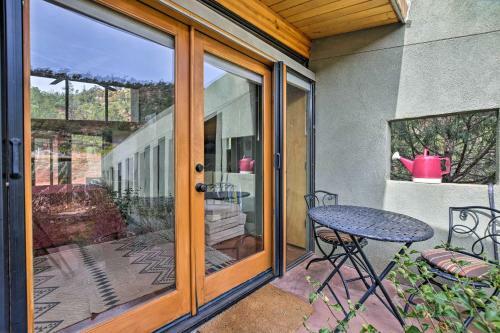 Apartamento Geometric Glorieta Studio On 11 Picturesque Acres!