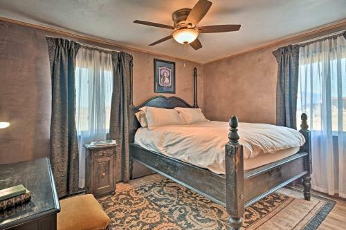 Cozy Blue Adobe With Steam Room 2 Mi From Taos!