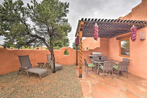 Updated El Prado Home With Game Room And Mtn Views