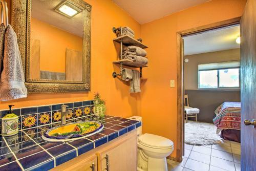 Secluded Desert Home With Fire Pit 3 Mi To Taos