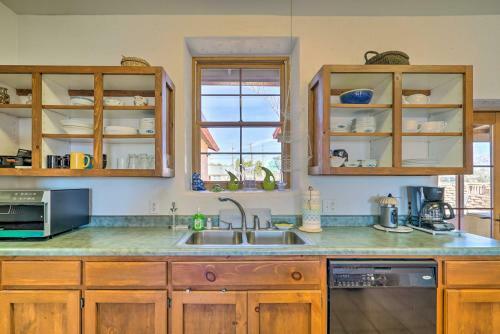 Adobe Home With Screened Patio - 3 Mi To Nmsu!