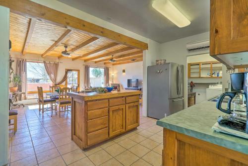 Adobe Home With Screened Patio - 3 Mi To Nmsu!