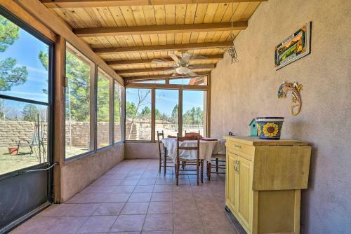 Adobe Home With Screened Patio - 3 Mi To Nmsu!