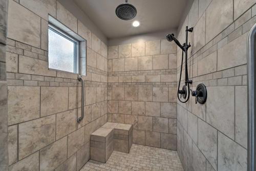Ruidoso Home With Hot Tub, 19 Mi To Ski Apache!