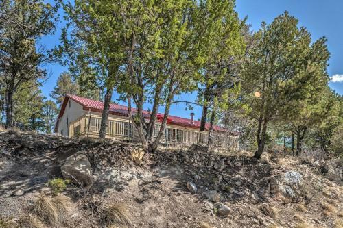 Charming Ruidoso House With Deck And Mtn Views!