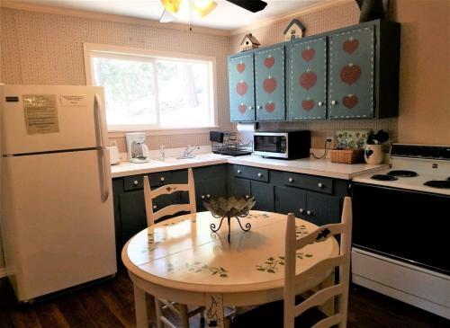 Bailey`s Cabin