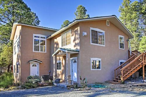 Quiet Ruidoso Hideaway - 2 Mi To Grindstone Lake!