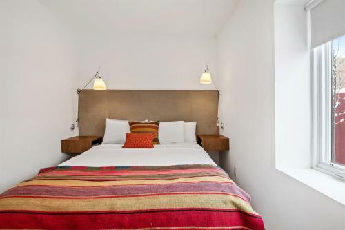 Casa Rojo - Sleek And Comfortable, Blocks From The Plaza