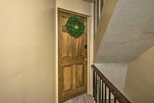 Albany Apartment Steps From The New York Capital