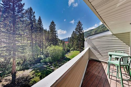Apartamento Updated Mountainside Condo With Hot Tub Condo
