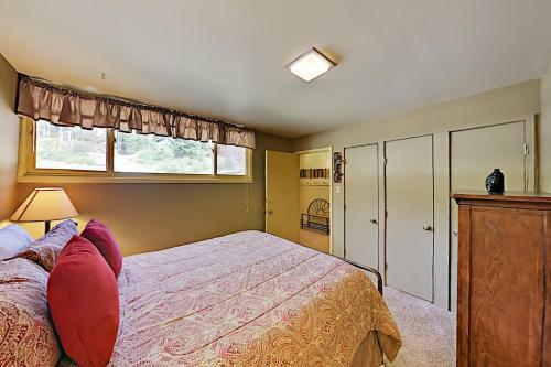 Apartamento Updated Mountainside Condo With Hot Tub Condo