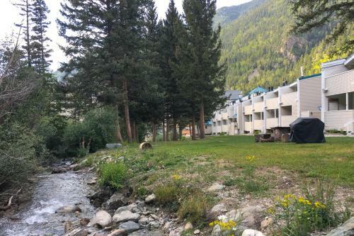Apartamento Updated Mountainside Condo With Hot Tub Condo