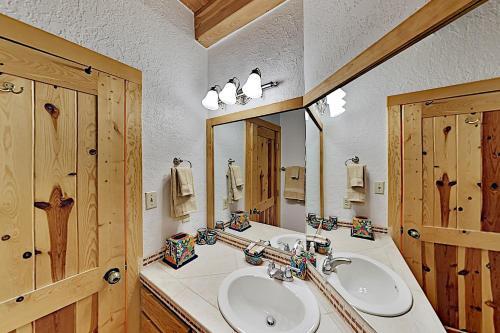 Apartamento Slopeside Penthouse With 2 Mountain-view Balconies Condo