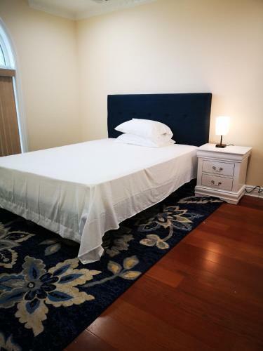The Best Location Of Bayside House