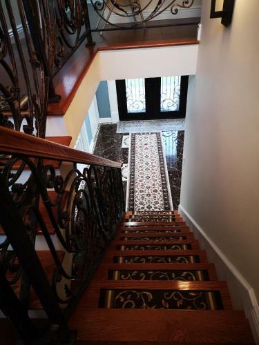 The Best Location Of Bayside House
