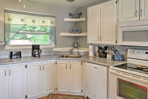 Mayfield Home With Private Dock On Lake Sacandaga!