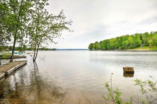 Mayfield Home With Private Dock On Lake Sacandaga!
