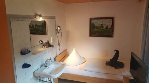 Hostal Happy Camp Hofherr