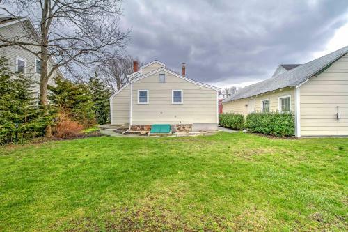 Apartamento Bright 2nd-floor Apt - Half Mi To Greenport Harbor!