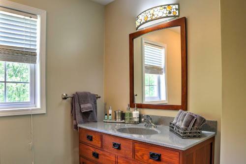 Colonial Style Warwick Retreat - 1 Hour To Nyc!