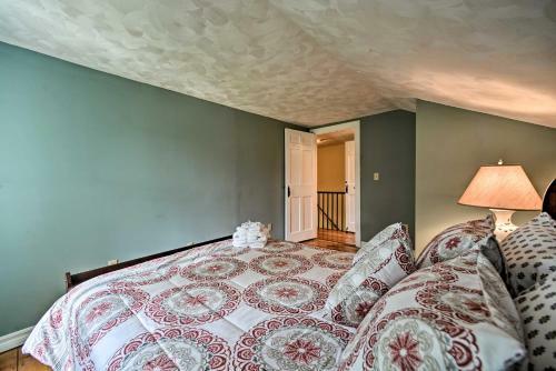 Historic Farmhouse With Deck In The Catskills!