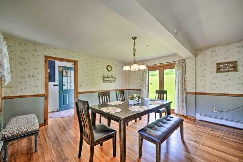 Historic Farmhouse With Deck In The Catskills!