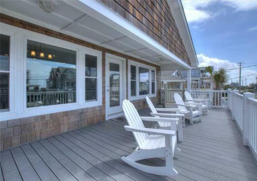 Captains Quarters