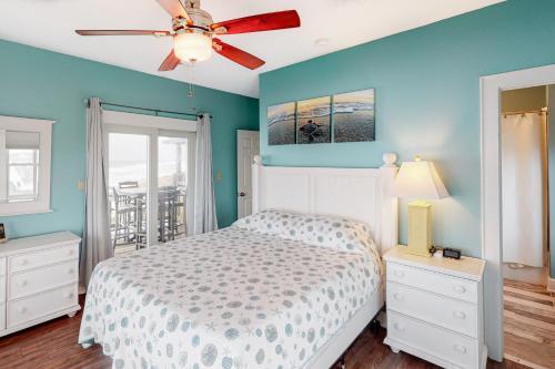 41057-2 Hwy 12 Islander Condo