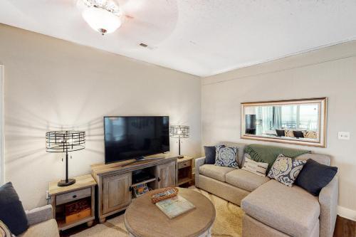 41057-2 Hwy 12 Islander Condo