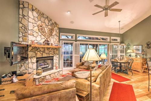 Stunning Beech Mountain Cabin With Porch And Hearth