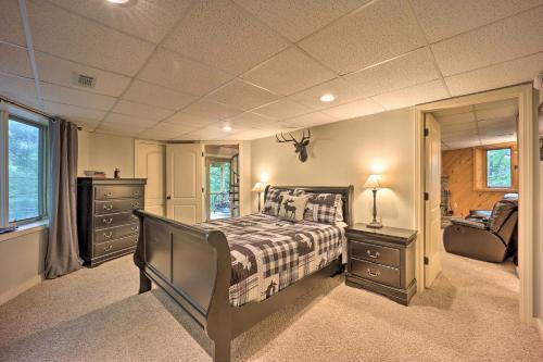 Beech Mountain Retreat With 2 Decks And Mtn View!