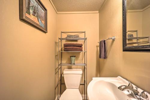 Beech Mountain Retreat With 2 Decks And Mtn View!