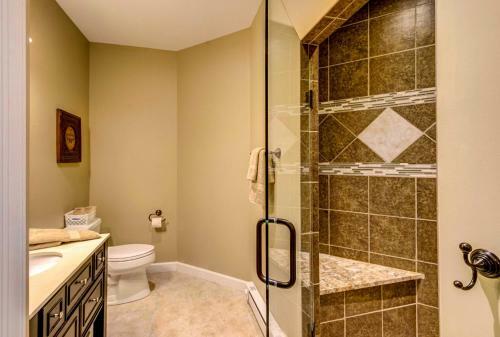 Elegant Home With Mountain Views - Near Resort!