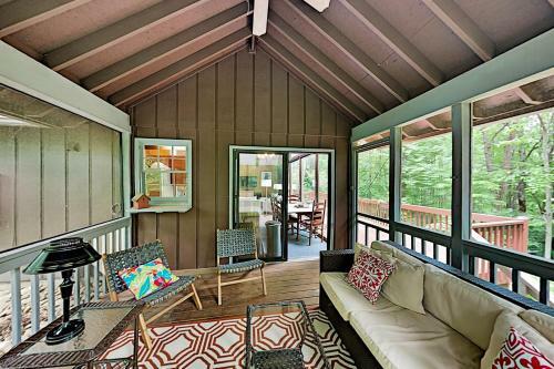 1682 Connestee Trl Cottage
