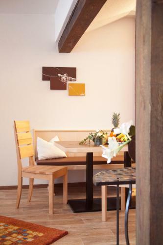 Apartamento Appartements Fliana Mathon