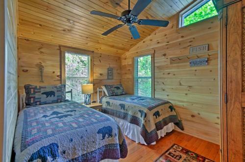 Bryson City Cabin With Fire Pit On Coopers Creek!