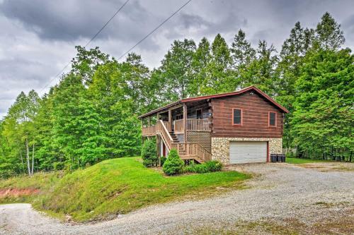 Bryson City Cabin With Private Hot Tub And Pool Table!