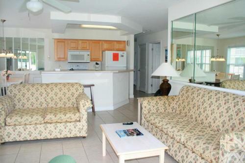 2206 Villa